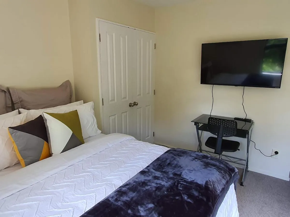 Homestay Christchurch Airport House